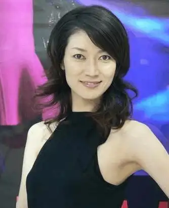 大家在看电视的时候,经常会发现有日本演员,比如有名的如矢野浩二