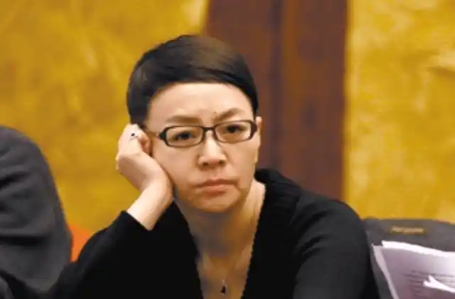 宋丹丹年轻时有多美?天使面孔魔鬼身材,难怪会说杨紫不好看!