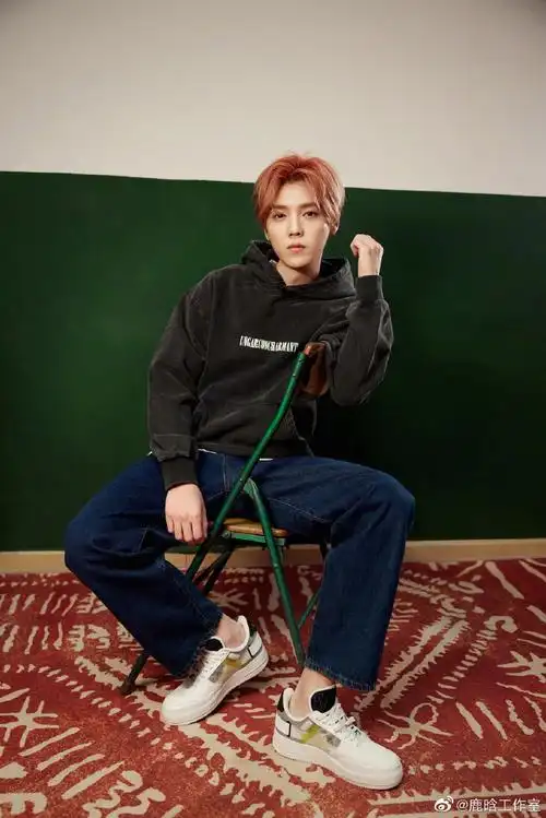 gucci品牌代言人鹿晗##鹿晗素颜封面##鹿晗i-d杂志封面