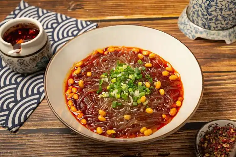 酸辣粉怎么做(重庆酸辣粉速学教程)