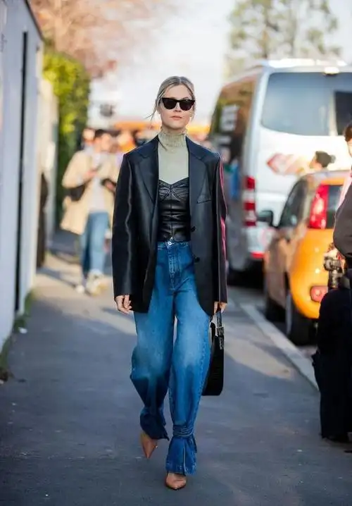 想穿出时尚和个性,这些牛仔裤搭配技巧需要掌握!