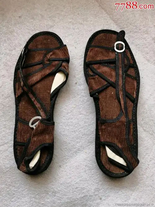 90年代怀旧收藏库存全新97式布凉鞋