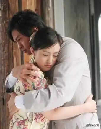 回顾倒霉的何润东演主角总碰到帅哥男配活生生被比成古装丑男