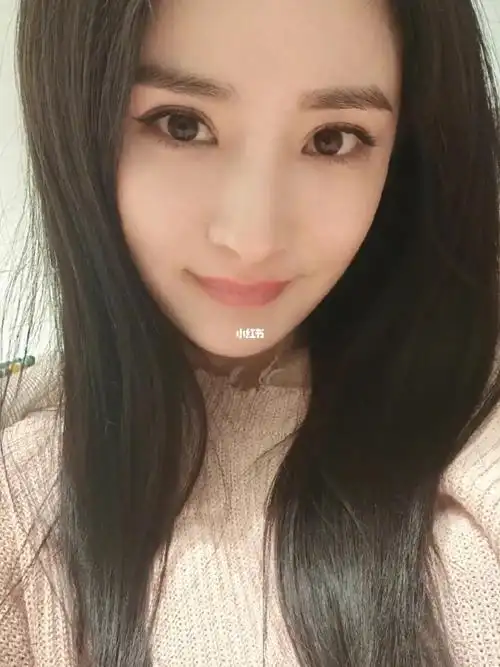 大眼睛双眼皮的杨幂小姐姐