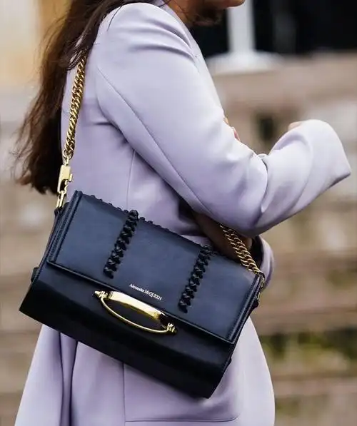 2020年10款热卖奢侈品包包,孙艺珍,lisa,梁咏琪等明星也爱!