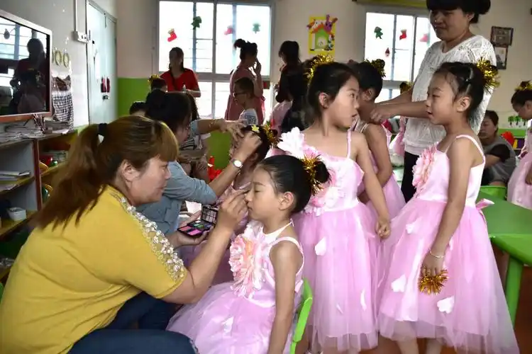 六一儿童节大四班演出花絮