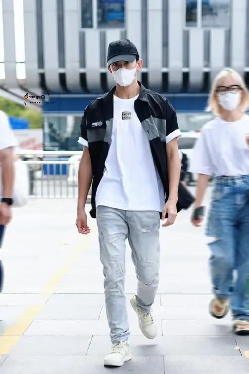 吴磊与匹克一起实力向上