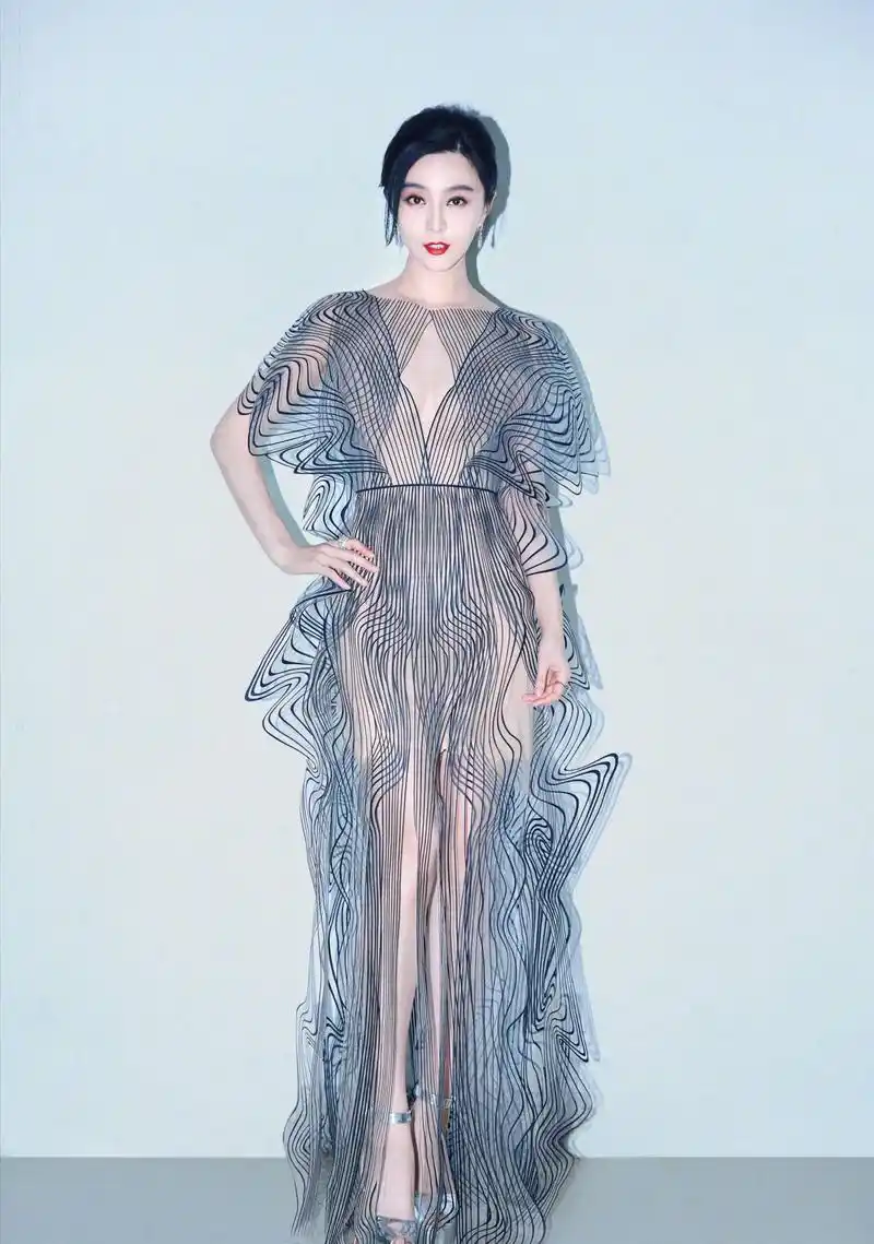 范冰冰高清原图壁纸一组