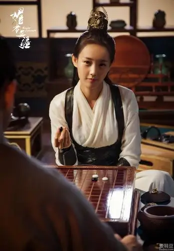 《媚者无疆》开播李一桐古装美人惊艳开撩_电视剧_爱特豆