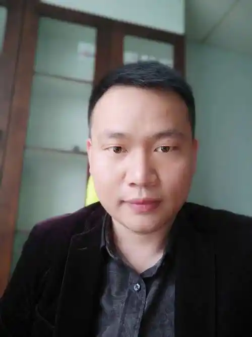 37岁离异男征婚照片(id:1906157)_广东广州征婚交友_我主良缘网