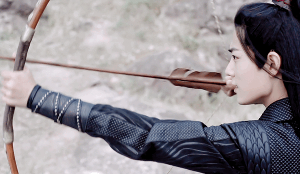 "温公子,在我这可没再二再三啊"下一秒就被吊起来打了(肖战)