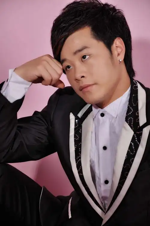 华语歌手吴生全资料(含视频)