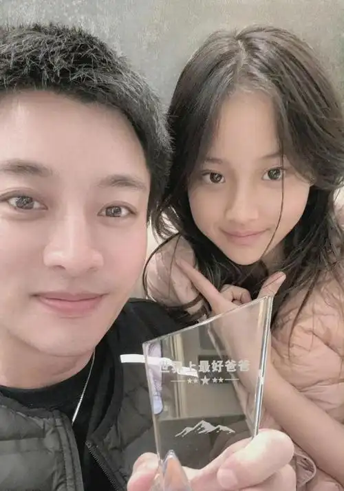 4月12日,贾乃亮,冲上热搜!|甜馨|亮哥|李小璐_网易订阅