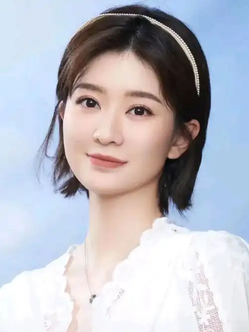 乔欣清新知性气质美照曝光,惊艳众人!