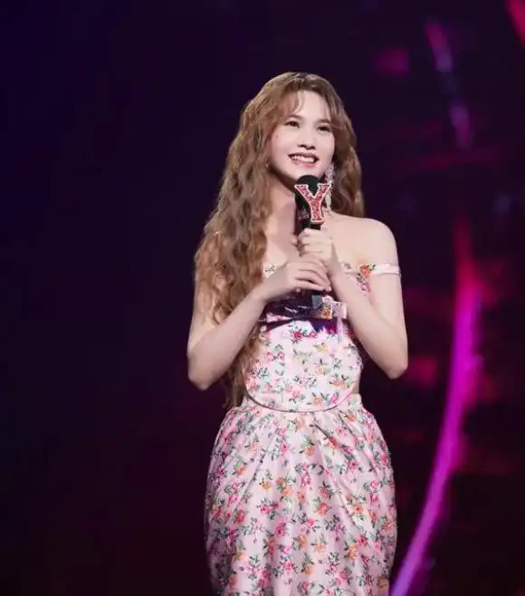 可爱教主杨丞琳加盟《我们的歌 4》,一开口鸡皮疙瘩都起来了!