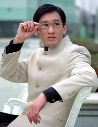 王劲松体验特警人生 《现场铁证》走亲民路线