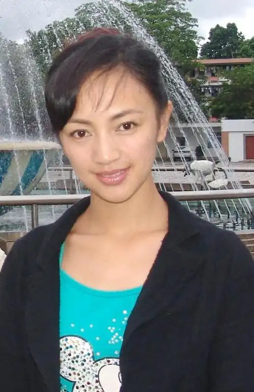 罗海琼:当过老师演过妲己,改行做投资,如今逆袭成华谊老板娘