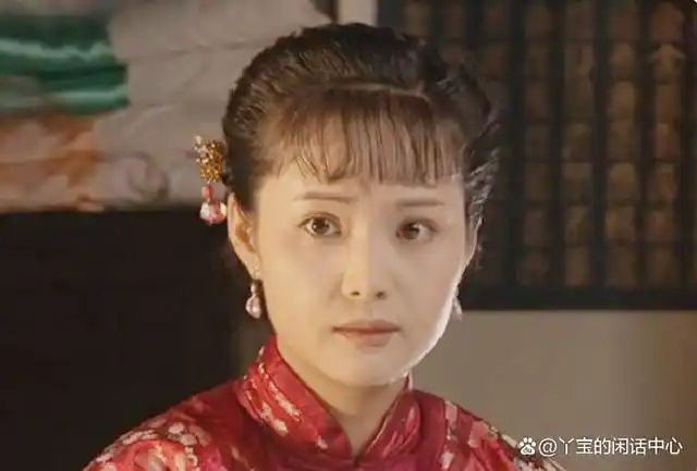 导语:《大宅门》里面的杨九红的确是个悲情的人物,很多人也觉得她非常