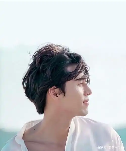 玄彬,这个清澈明亮,温柔如水的男子