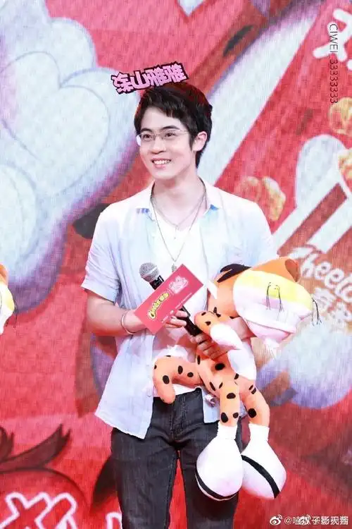 国创动画和薇娅梦幻联动#国创动画要和薇娅梦幻联动,人气cv@杨天翔