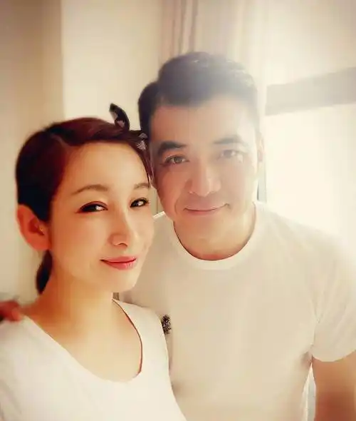 演员唐静:曾深爱过王新军,分手后东山再起,儿子是精神支柱_父母_空政