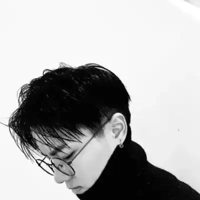 黑白头像霸气冷酷男生真人图片