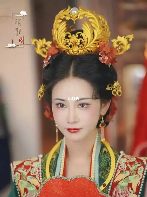 汉服妆造  #汉婚跟妆  #新娘试妆  #发饰  #宋制婚服  #宋制发型