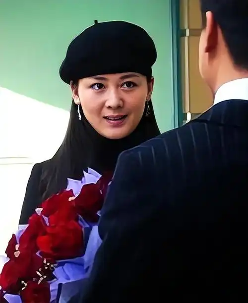 演员李琳与前夫离婚净身出户二婚嫁李大双52岁被宠成公主