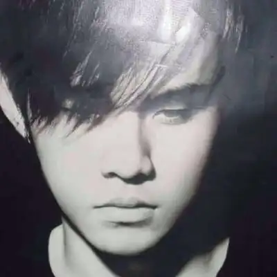 周杰伦头像,不要问我哪来的!我就是雷锋!