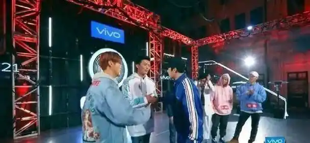 二次错失高手,鹿晗和王嘉尔的优柔寡断成致命弱点_陈伟霆_宋茜_结果