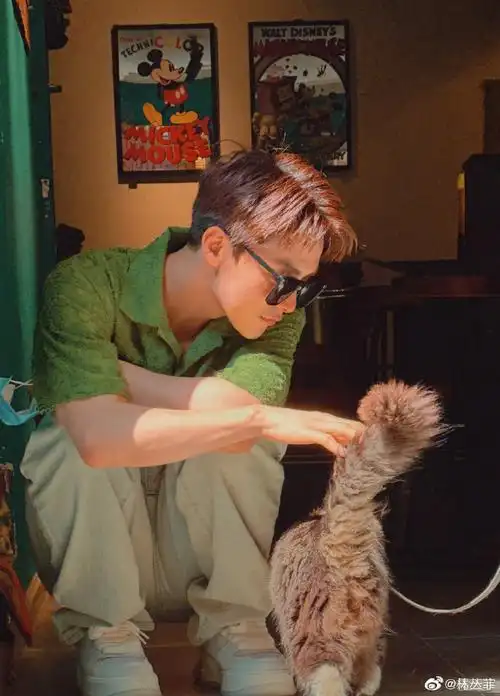 马天宇吐槽高铁上邻座吃饭吧唧嘴#那吃饭的声音究竟有多大?