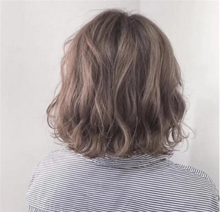 短发烫头发什么烫什么发型好看