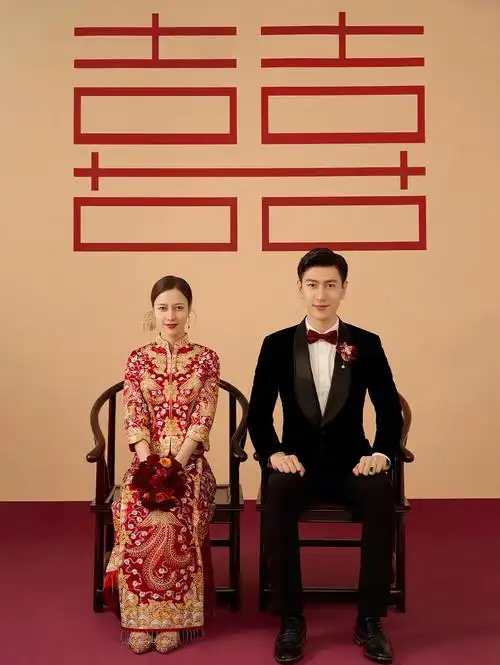 没想到老公比我更喜欢这组囍嫁中式婚纱照