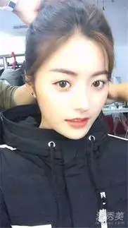 胡一天前女友是谁