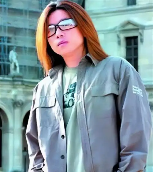 乐理新知识层出不穷,时尚技巧层出不穷,让年轻的郭峰眼前