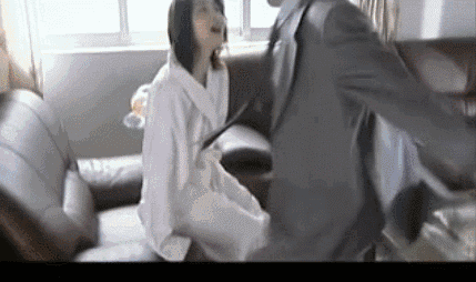 分手后,前男友突然出现在单位门口,随后最不愿看到的事发生了.