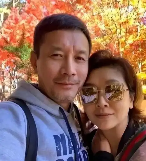 娱乐圈的绯闻总是让人津津乐道,据悉,王志文,靳东等多位魅力男星都曾