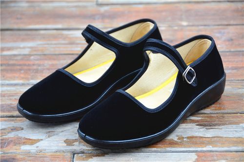 老北京布鞋黑平绒女鞋黑色工装鞋特大43号加大码42轻软底散步鞋41