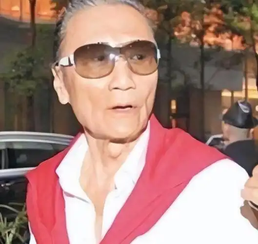 谢贤年轻时容貌有多惊艳?