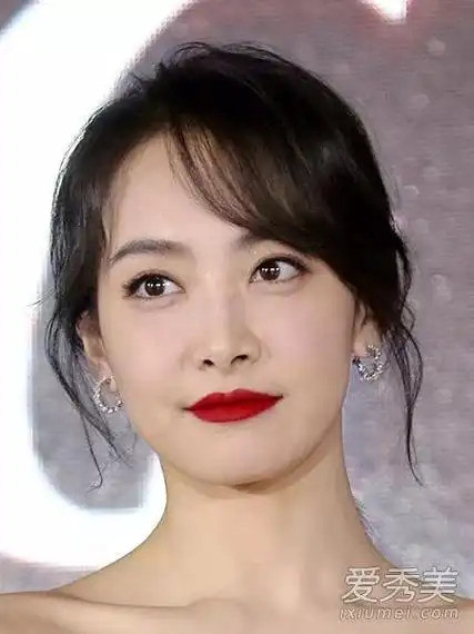 头发细软少发际线后移适合留什么发型