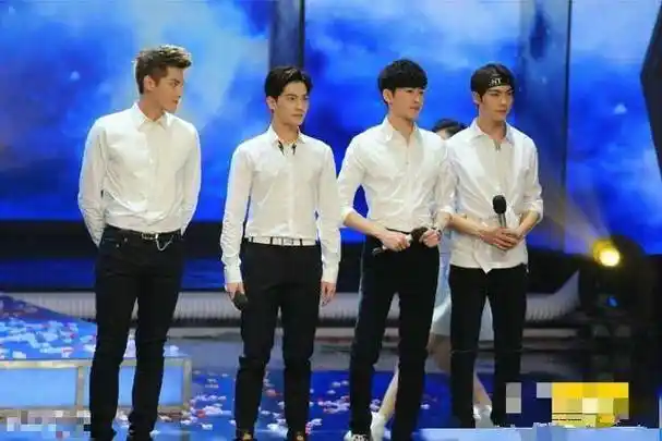 过十期快乐大本营的节目,分别是:1,20100731日,明星嘉宾:杨洋,于小彤