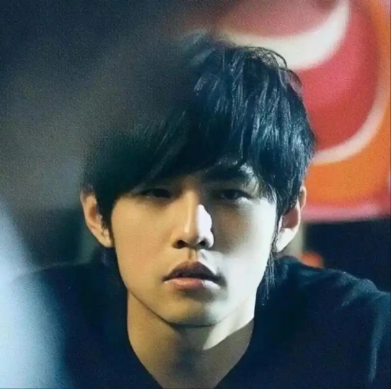 周杰伦 #头像 #氛围感 - 抖音