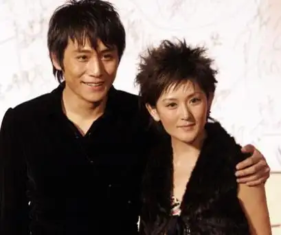 网友扒出谢娜和前男友刘烨,和现在的老公张杰,直言太幸福了!