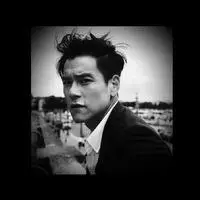 彭于晏头像高清图片大全_名人彭于晏真人头像大图下载_微信头像图片