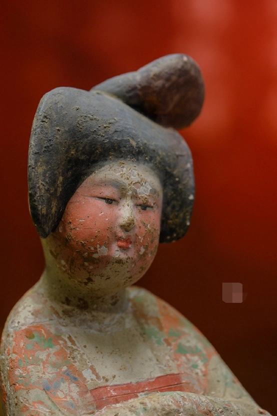 堕马髻-最富生命力的发式