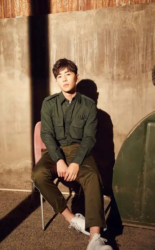 首页 图片大全 明星 邓伦百变帅气时尚写真大片 上一张 下一张 摩登