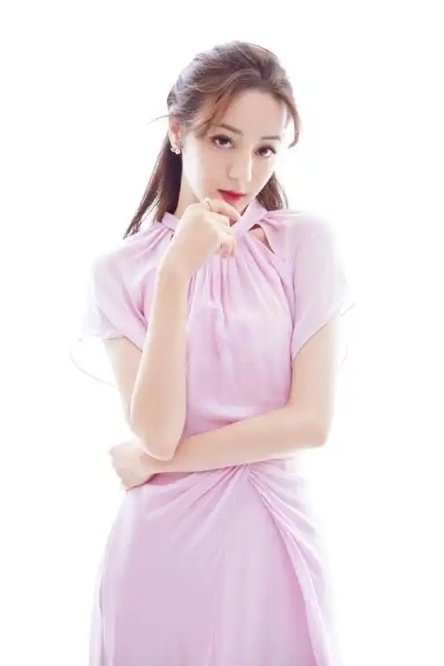 《爱情高级定制》将开机,热巴演绎服装设计师,男主黄景瑜超帅