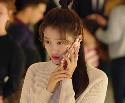 《极光之恋》关晓彤4大造型,图3美若天仙,图4才让李俊泰动了心