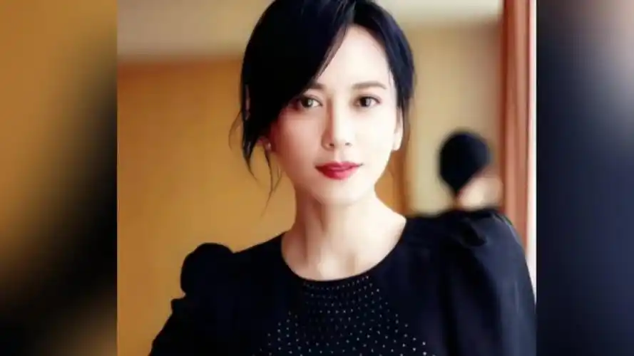 俞飞鸿中国内地影视女演员,导演关注我带你近距离看明星