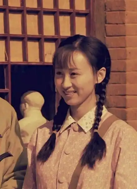 三妹练练x李健祝愿各位早日脱单何三妹李大庆